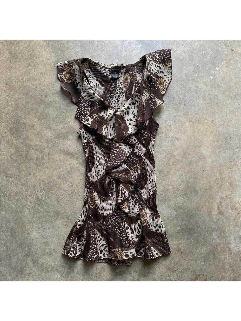 Y2K brown and beige leopard print ruffle blouse